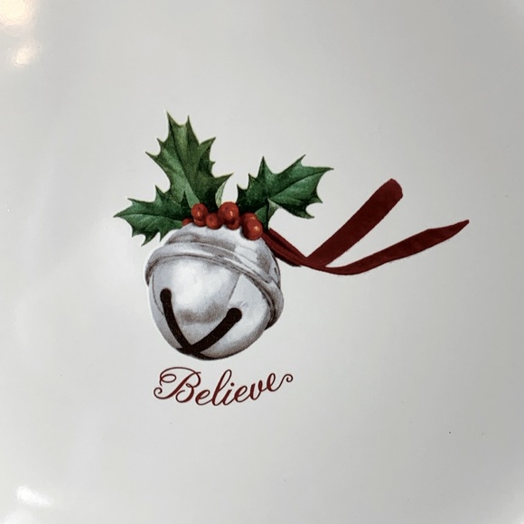 The Polar Express Hallmark Cards “BELIEVE” 10” Christmas dinner / cookie plate - Picture 2 of 5